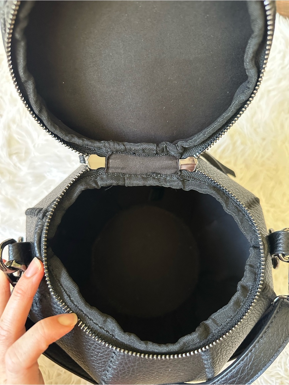 La femme en noir COTTAGE WITCH CAULDRON CROSSBODY BAG - Picture 6 of 11